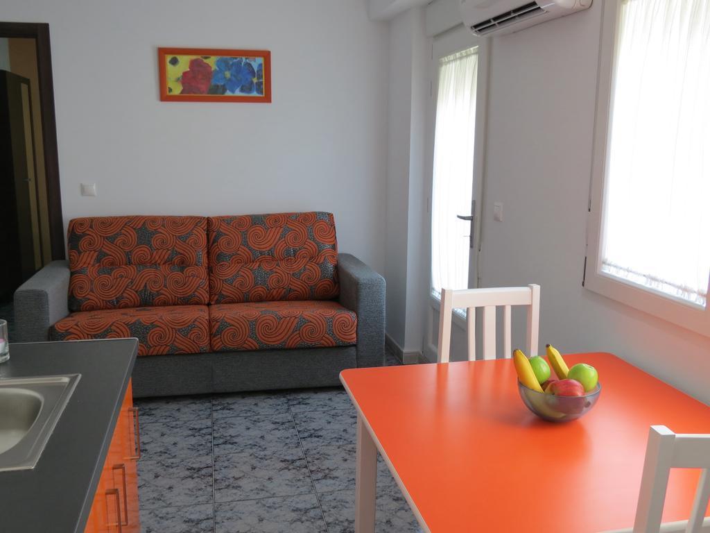 Apartamentos Turisticos Ca Ramon Beniarrés Habitación foto